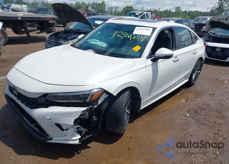 2024 Honda Civic Touring from USA, damaged, VIN 2HGFE1F90RH324471